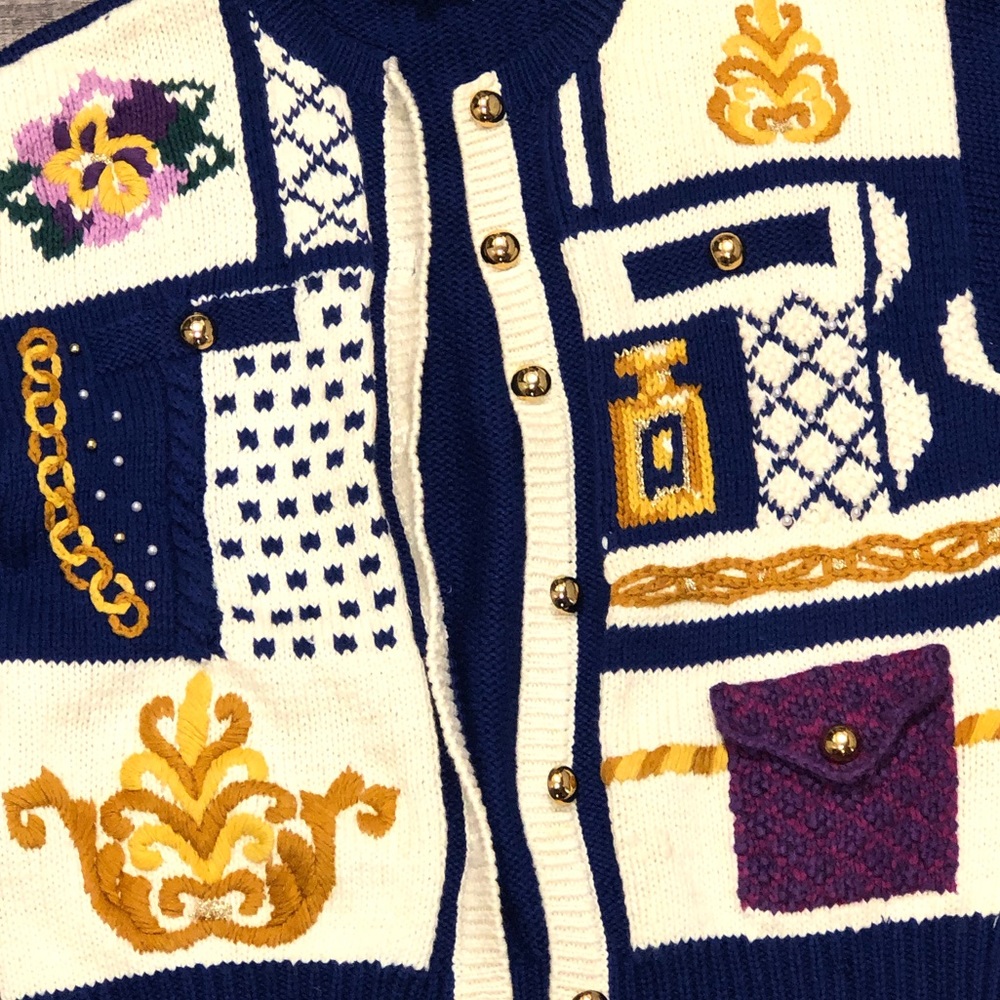 Retro Sweater - Picture 3 of 7